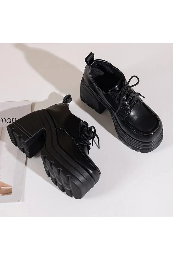 aesthetic eclipse block heel boots