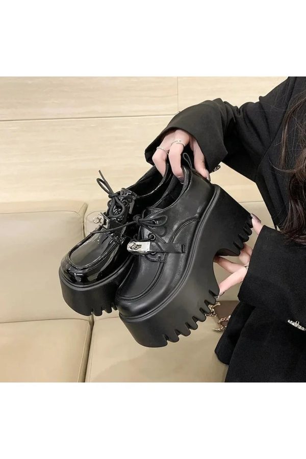 alt void walker platform loafers