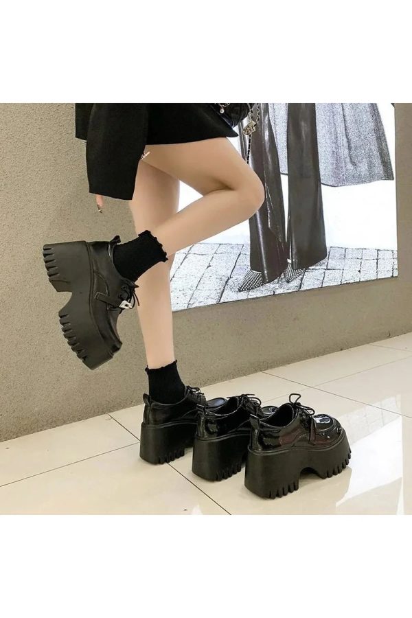 alt void walker platform loafers