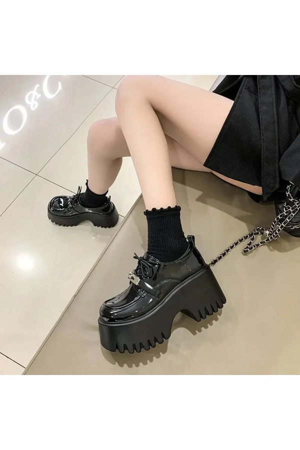 alt void walker platform loafers